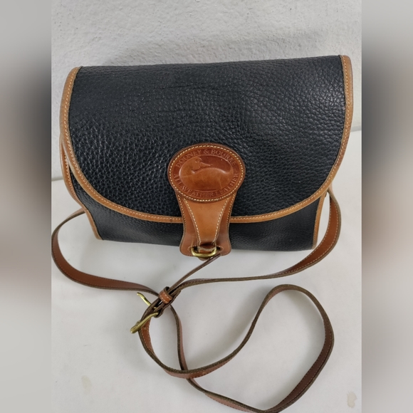 Dooney & Bourke Vintage All Weather Leather Essex Black Tan Crossbody Bag - Picture 6 of 11